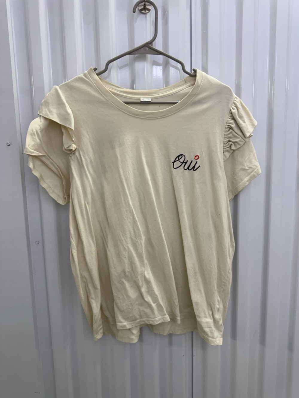 Clare V: Cream "Oui" Embroidered Ruffle Sleeve Tee